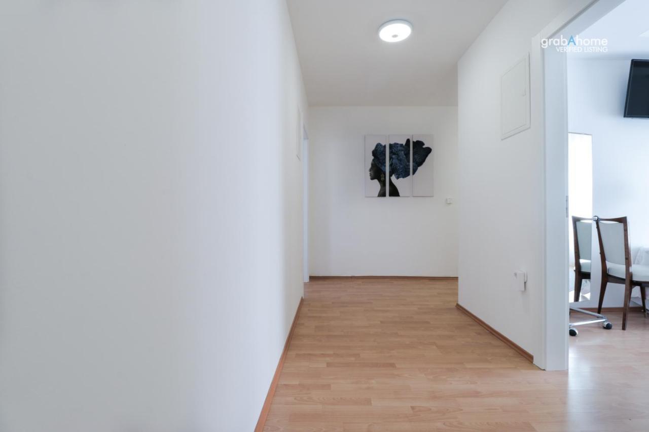 Stella Boutique Rooms Сесвете Екстер'єр фото